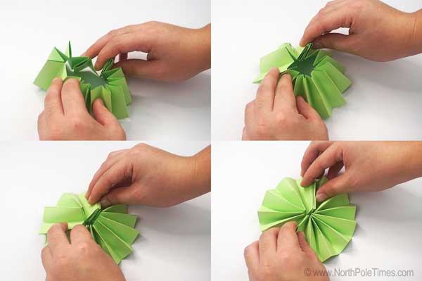 [Christmas Paper Ornaments]