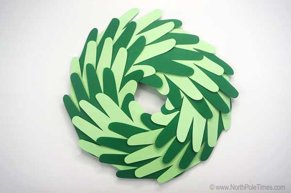 [Hand Print Christmas Wreath]