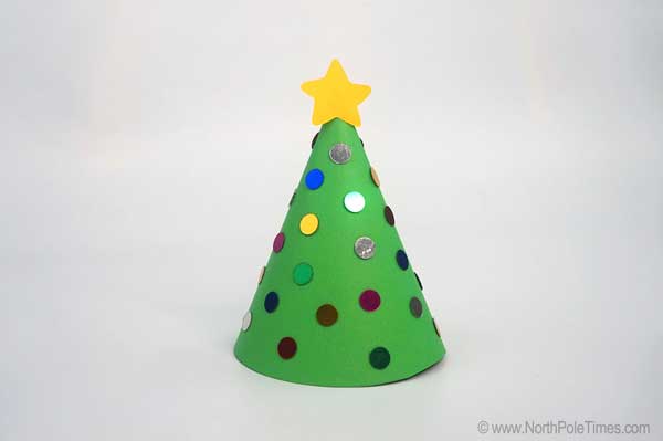 [Paper Cone Christmas Tree]