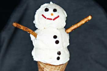 [Ice Cream Snowman Surprise]