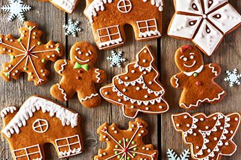 [Santa's Spicy Gingerbread Cookies]